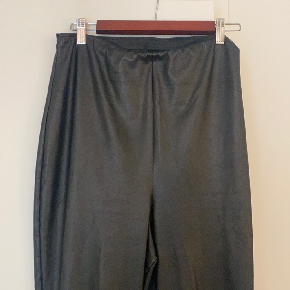 Leather leggings